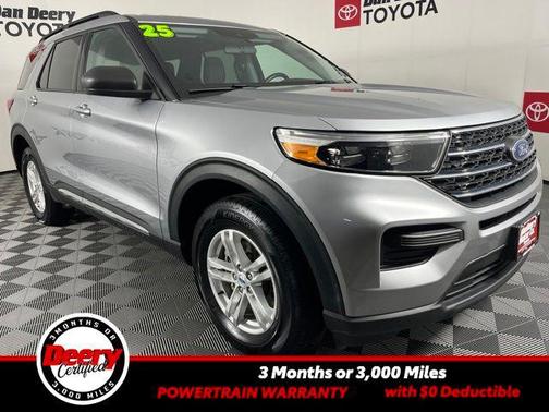 Iconic Silver Metallic 2023 Ford Explorer XLT