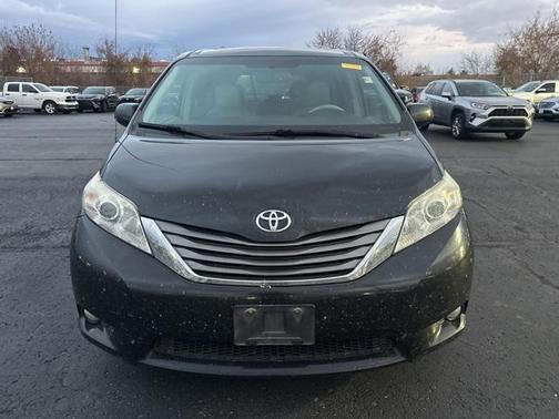2014 Toyota Sienna XLE