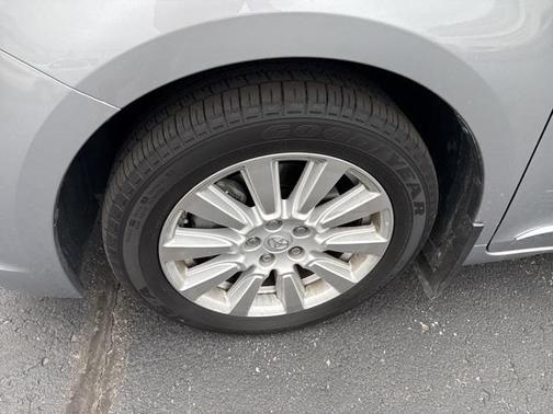 2017 Toyota Sienna Limited Premium