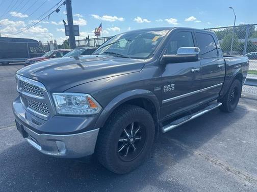 2016 RAM 1500 Laramie