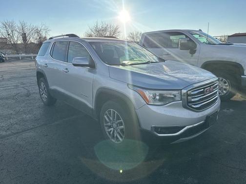 2017 GMC Acadia SLE-2