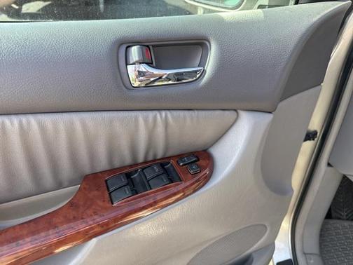 2005 Toyota Sienna XLE Limited