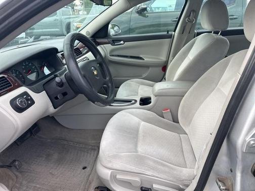 2011 Chevrolet Impala LS