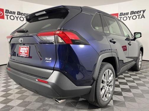 2025 Toyota RAV4 XLE Premium