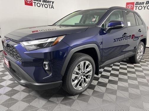 2025 Toyota RAV4 XLE Premium