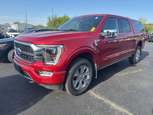 Rapid Red Metallic Tinted Clearcoat 2023 Ford F-150 Platinum