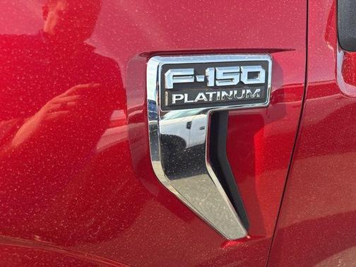 Rapid Red Metallic Tinted Clearcoat 2023 Ford F-150 Platinum