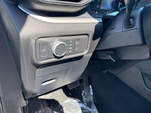 Iconic Silver Metallic 2021 Ford Explorer XLT