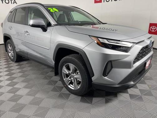 2024 Toyota RAV4 Hybrid XLE