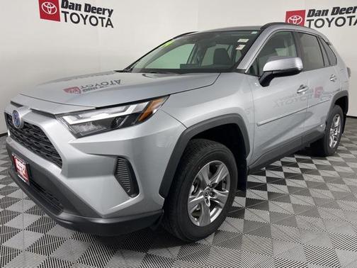 2024 Toyota RAV4 Hybrid XLE