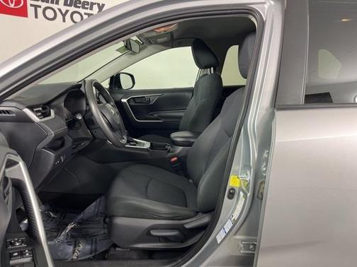 2019 Toyota RAV4 Hybrid LE