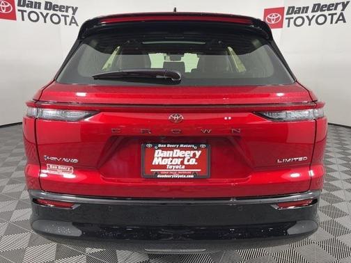 2025 Toyota Crown Signia Limited