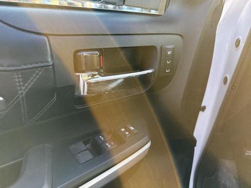 2018 Toyota Tundra Platinum