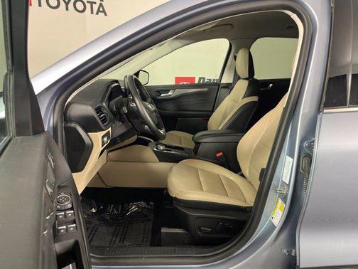 Blue Silver Metallic 2022 Ford Escape Titanium