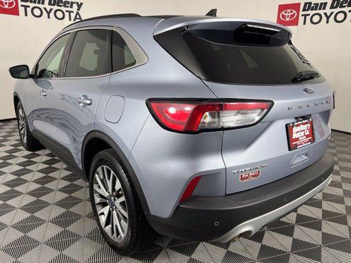 Blue Silver Metallic 2022 Ford Escape Titanium