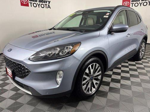 Blue Silver Metallic 2022 Ford Escape Titanium