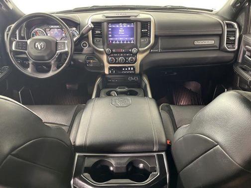 2019 RAM 3500 Laramie Crew Cab 4x4 6'4' Box