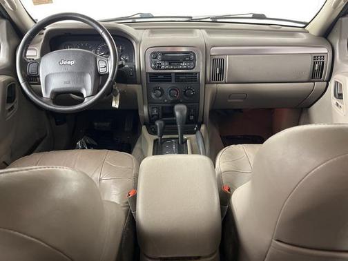 2004 Jeep Grand Cherokee Laredo