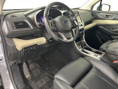 Ice Silver Metallic 2022 Subaru Ascent Limited 7-Passenger