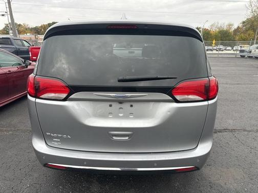 2018 Chrysler Pacifica Touring Plus