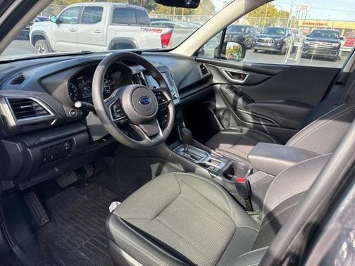 2019 Subaru Forester Base