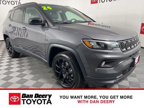 Baltic Gray Metallic Clearcoat 2024 Jeep Compass Latitude