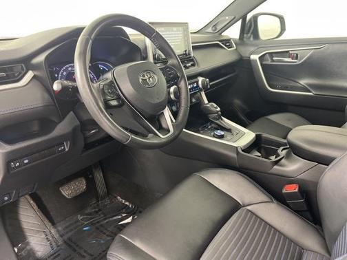 2020 Toyota RAV4 Hybrid XSE