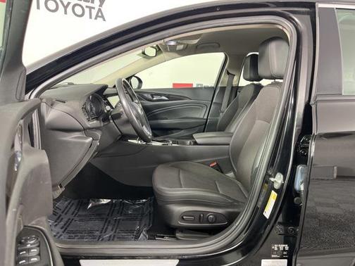 2019 Buick Regal Sportback Preferred II