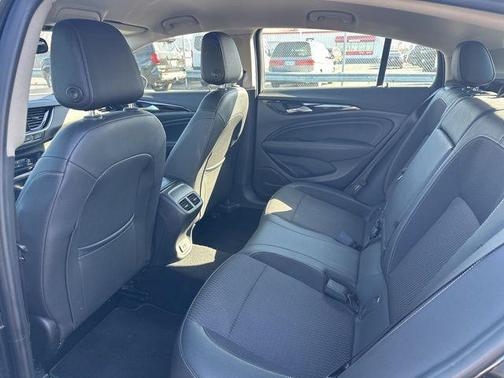 2019 Buick Regal Sportback Preferred II