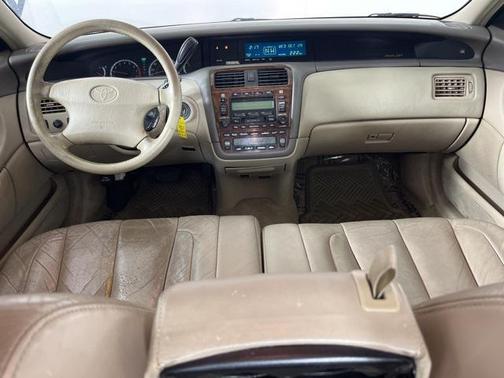 2001 Toyota Avalon XLS
