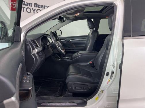 Blizzard Pearl 2018 Toyota Highlander Limited