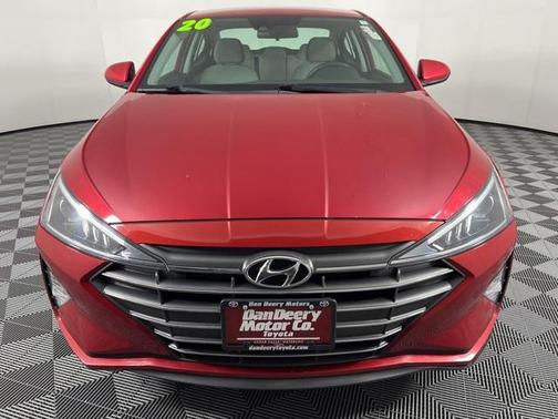 2020 Hyundai ELANTRA SEL