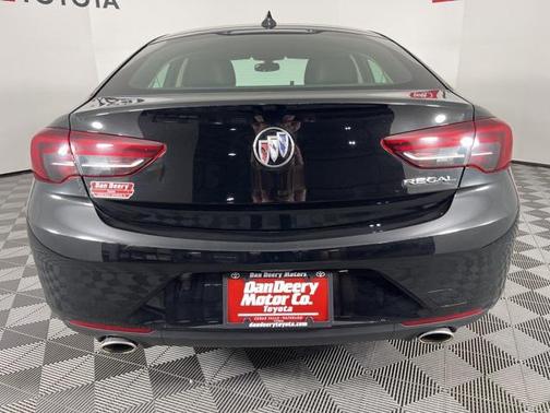 2019 Buick Regal Sportback FWD Preferred II