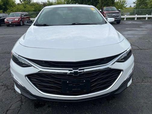 Summit White 2021 Chevrolet Malibu FWD RS