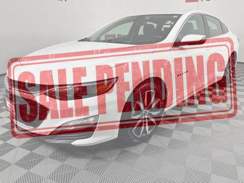 Summit White 2021 Chevrolet Malibu FWD RS