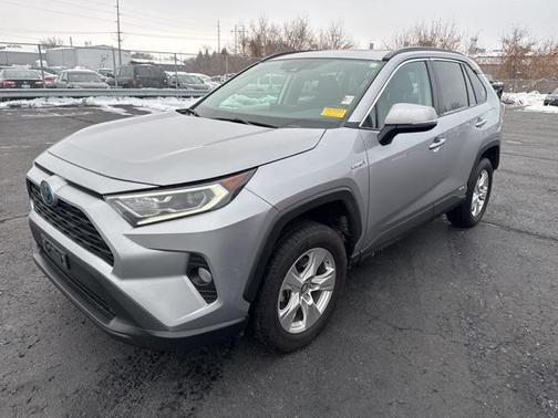 2019 Toyota RAV4 Hybrid XLE