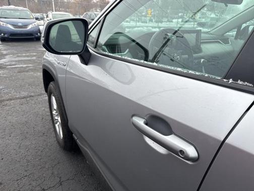 2019 Toyota RAV4 Hybrid XLE