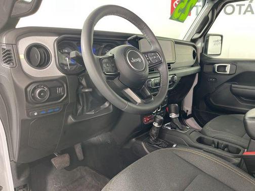 Bright White Clearcoat 2025 Jeep Wrangler 4xe Willys