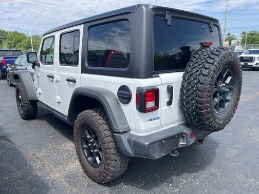 Bright White Clearcoat 2025 Jeep Wrangler 4xe Willys