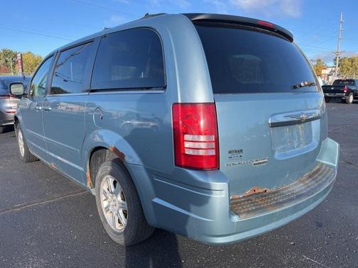 2008 Chrysler Town & Country Touring