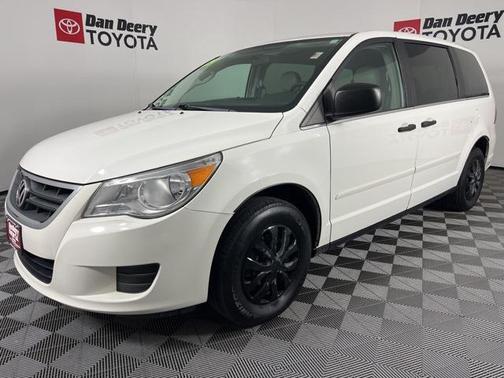 2009 Volkswagen Routan S