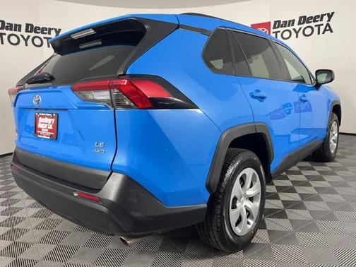 2019 Toyota RAV4 LE