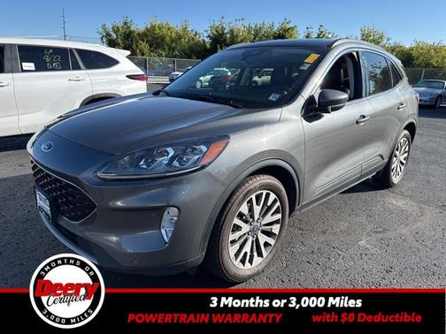 2022 Ford Escape Titanium