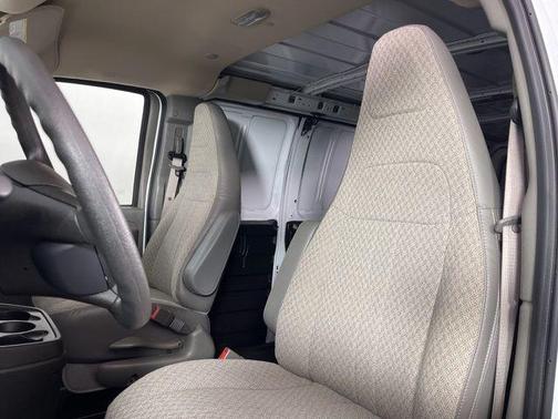 2024 Chevrolet Express 2500 RWD 2500 Regular Wheelbase WT