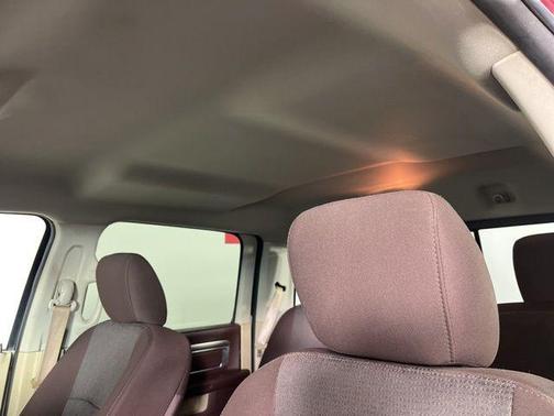 Delmonico Red Pearlcoat 2016 RAM 1500 Big Horn