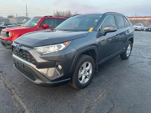 2020 Toyota RAV4 Hybrid XLE