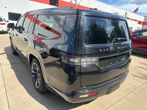 2024 Jeep Grand Wagoneer L Series II 4x4
