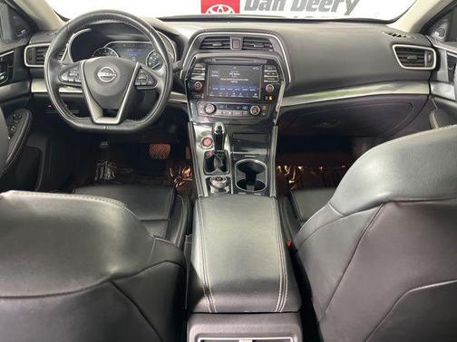 Super Black 2023 Nissan Maxima SL
