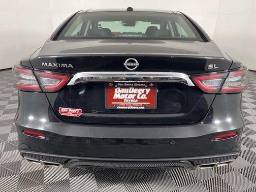 Super Black 2023 Nissan Maxima SL