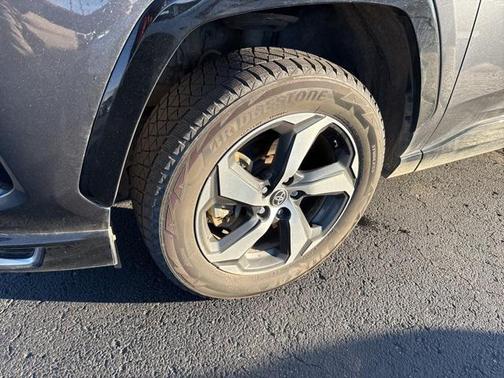 2023 Toyota RAV4 Prime SE